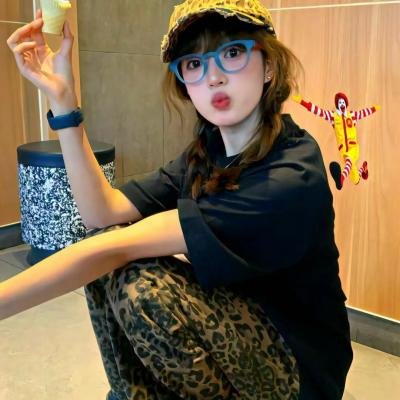 明天，我会成为谁的女友